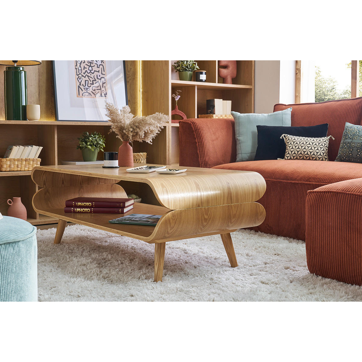 COUCHTISCH Design Eschenholz TAKLA - Grün, Holz (118/60/45cm) - Miliboo
