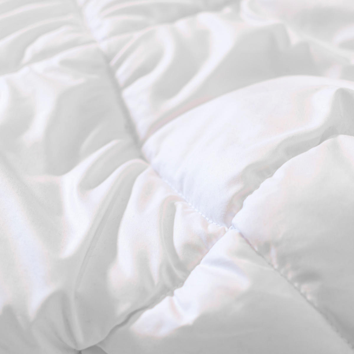 BETTDECKE 450 gr basic 260x240 cm (übergrösse) weiss - Weiß, Textil (260/240cm) - Happy Friday