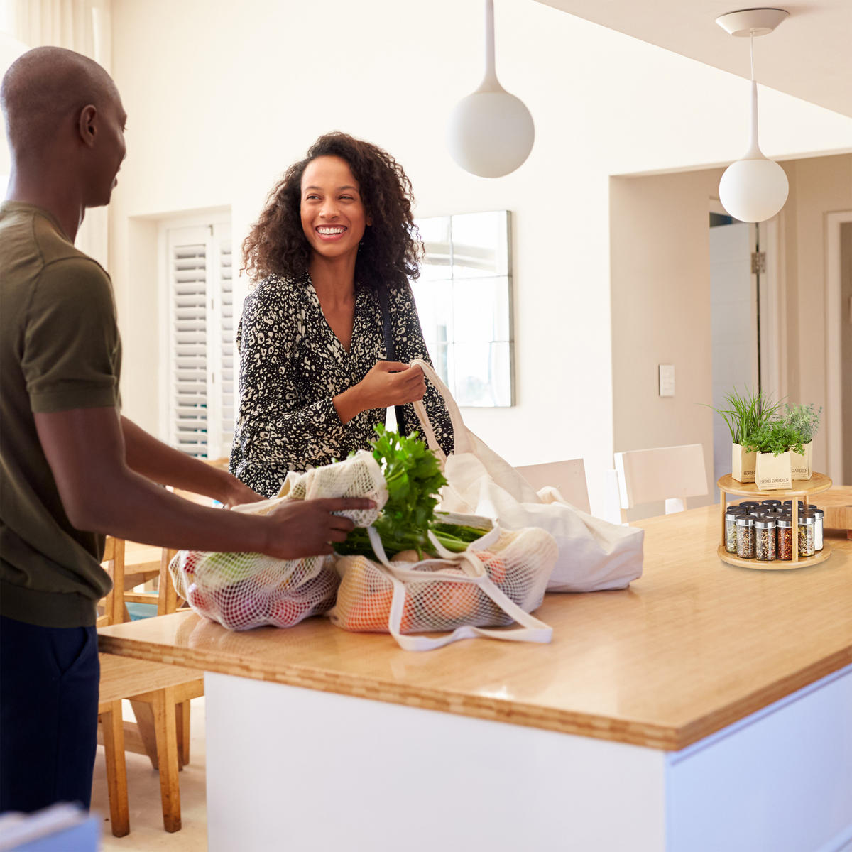 DREHREGAL - Hellbraun, Holz (24.5/19.5/24.5cm) - Relaxdays