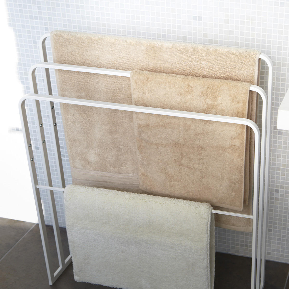 HANDTUCHHALTER mit 4 Stangen - L70 cm - Weiß, Metall (14/81/70cm) - Yamazaki