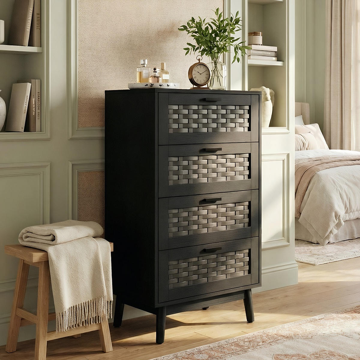 KOMMODE Japandi mit 4 Schubladen in Rattan-Optik 55/40/95 cm Schwarz - Schwarz, Holzwerkstoff (55/95/39.8cm) - Creahappy