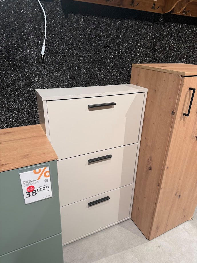 BILLENŐS CIPŐSSZEKRÉNY SAM-TOP-BUDAÖRS OUTLET - Carryhome