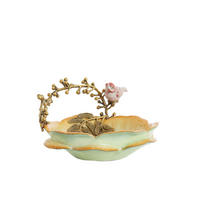 SCHALE Bird Orange 26.5/20/14 cm - Orange, Keramik (14cm) - Light & Living