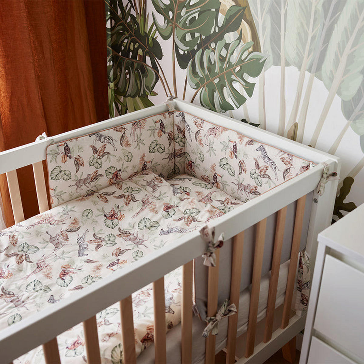 POKOJ PRO MIMINKO 2DÍLNÝ Swing Bílá a dřevo - bílá, kompozitní dřevo (144/89/76cm) - Petits-meubles