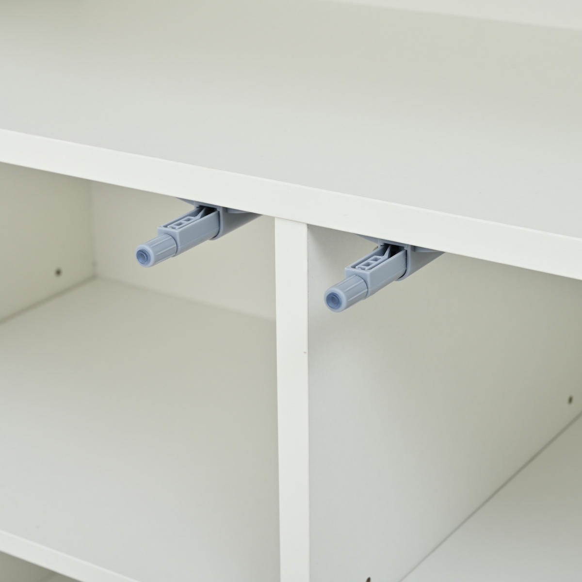 SIDEBOARD DE-37818 mit LED-Beleuchtung und 3 Türen Weiß - Weiß, Holzwerkstoff (155.5/72/35cm) - ComfortXL