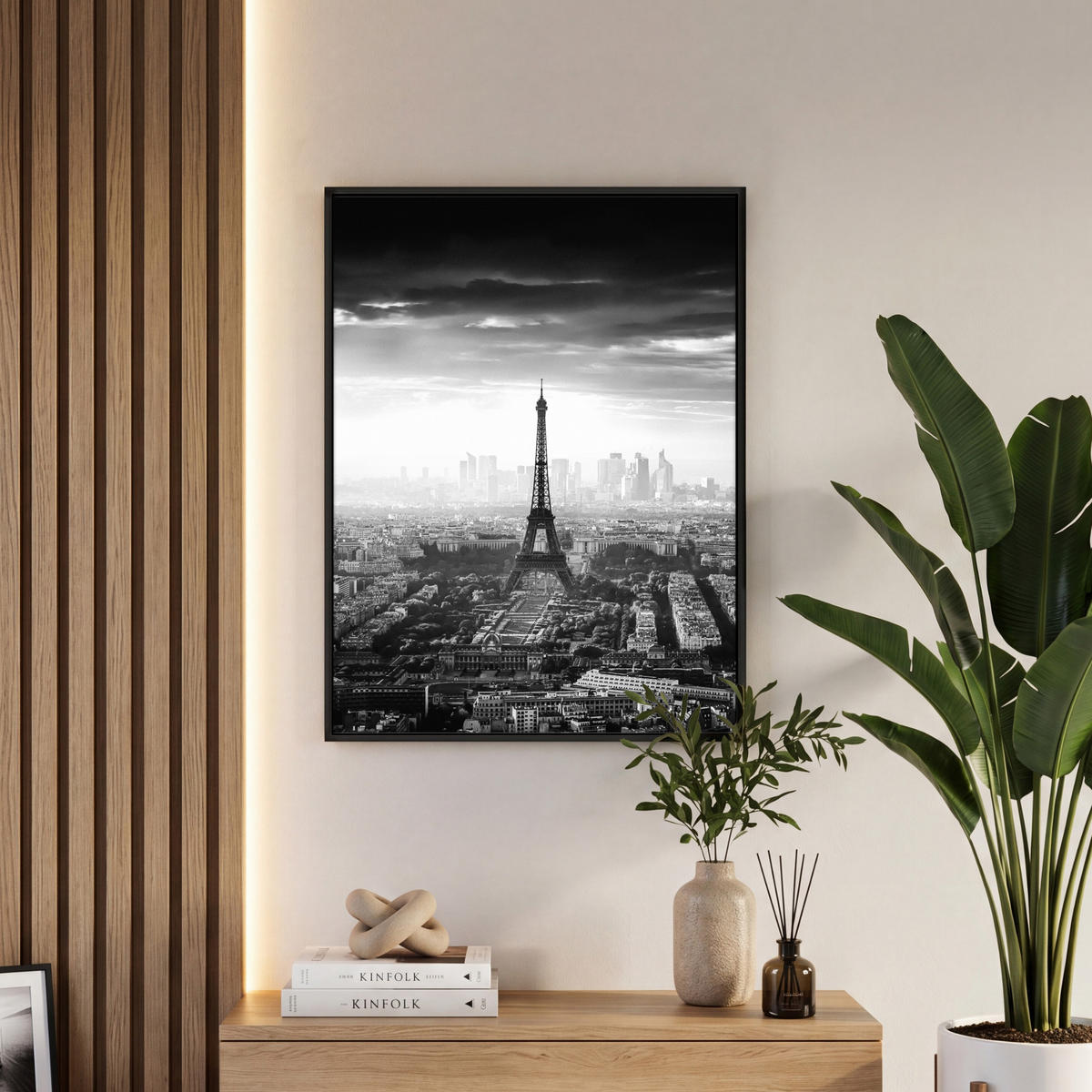 LEINWAND Bilder mit Rahmen - Paris - Skyline - Eiffelturm - Stadt - Wolken - 50x70 - Dunkelgrau, Textil (50/70cm) - MuchoWow