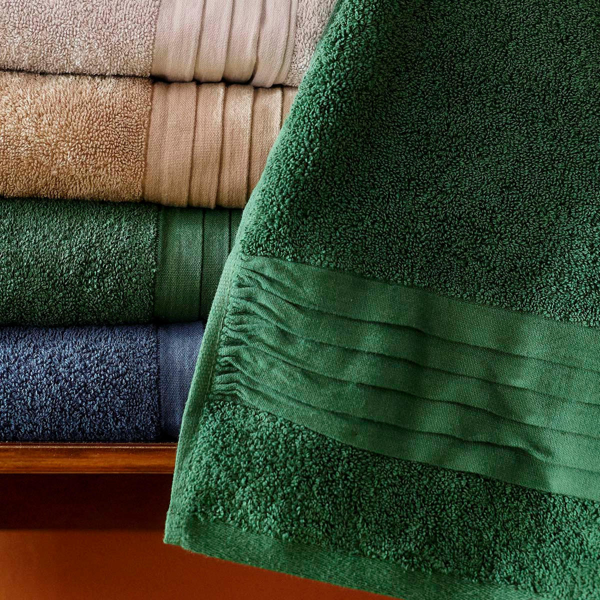 BADETUCH Meride grün 50/90 cm - Grün, Textil (50/90cm) - Homla