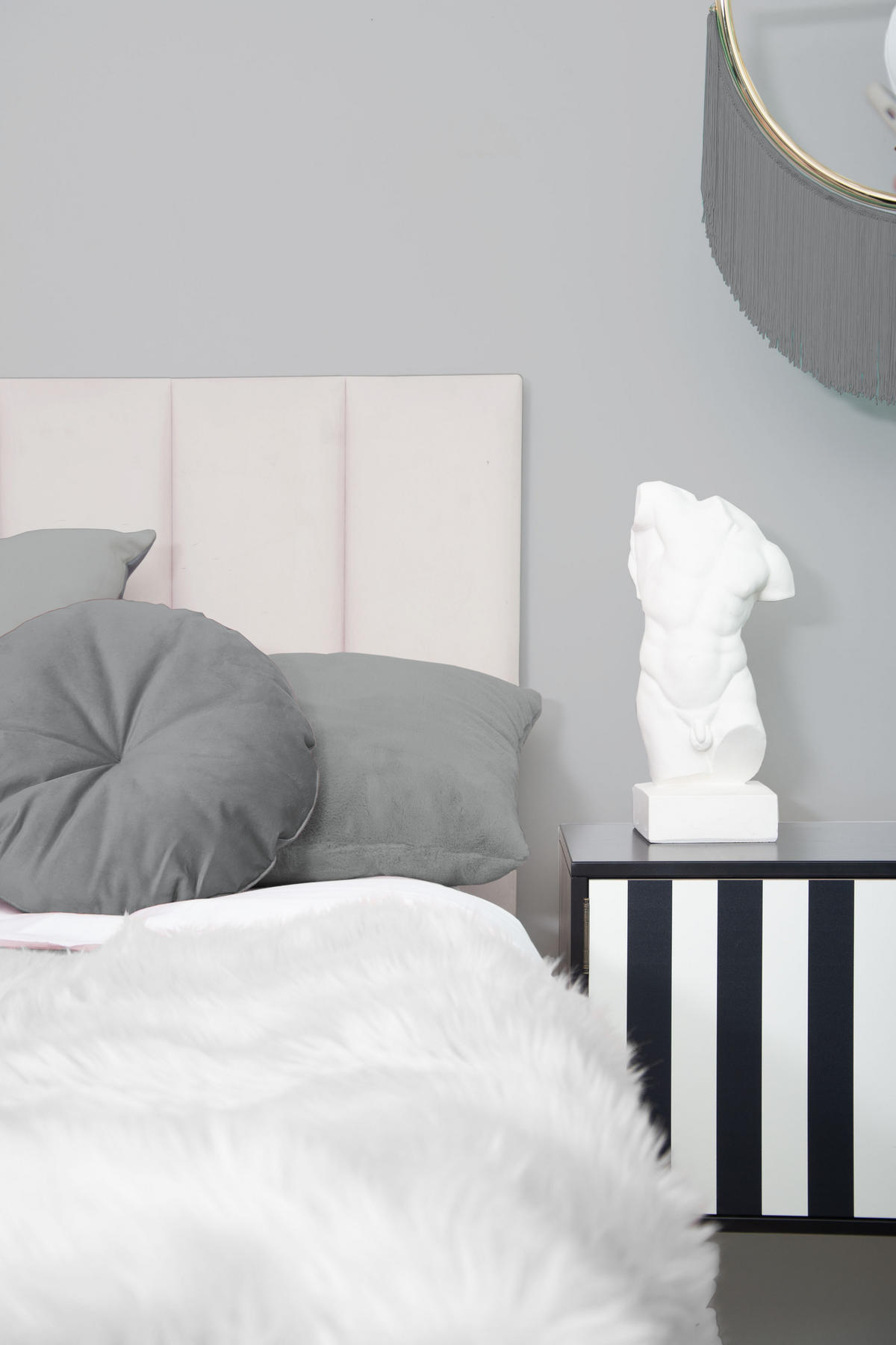 KOPFTEIL Gepolstertes aus Samt warmes Grau 160/57/8 cm NILA - Grau, Textil (160/57/8cm) - RNT By Really Nice Things