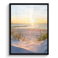 GERAHMTES BILD Strand - Sonne - Düne - Gras - Sand - Horizont 60x80 cm - Hellblau, Papier (60/80cm) - MuchoWow