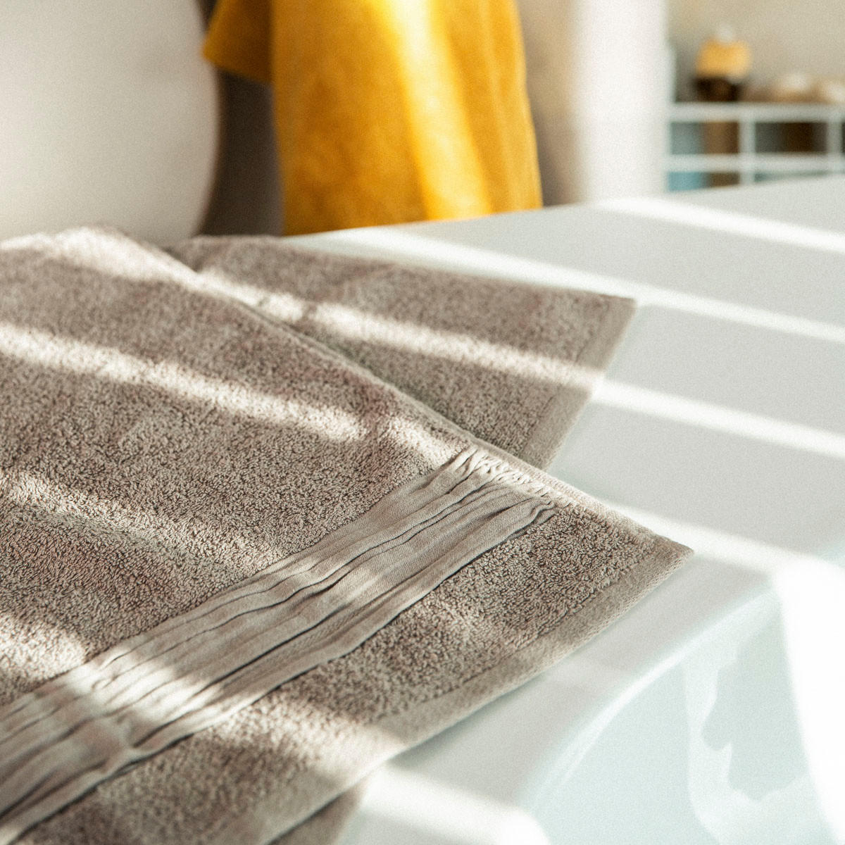 BADETUCH Meride beige 50/90 cm - Beige, Textil (50/90cm) - Homla