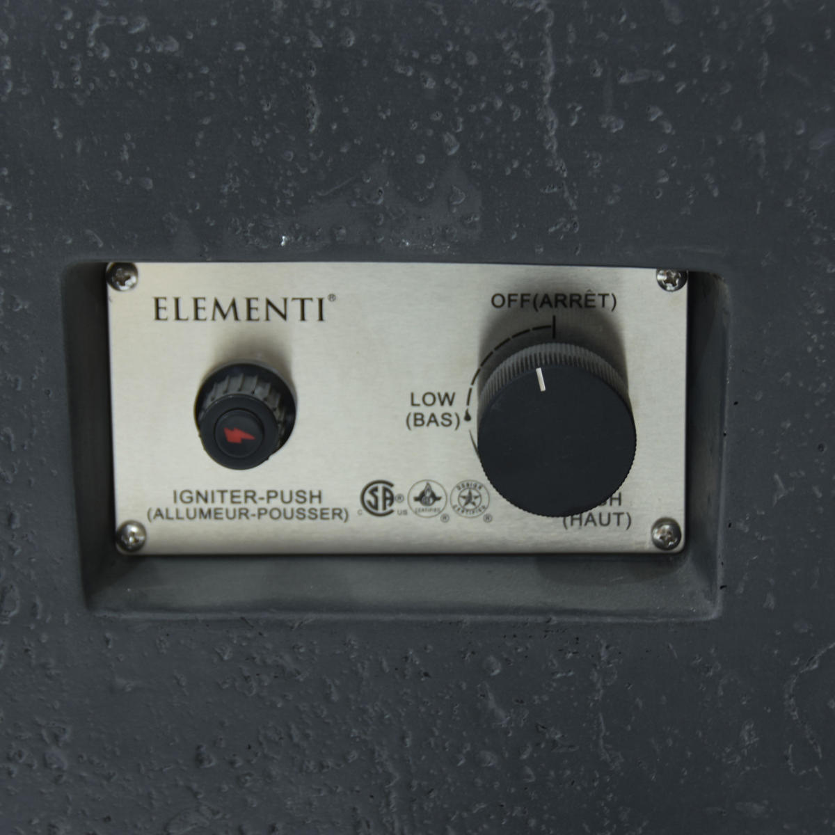 FEUERTISCH Metropolis Gasfeuerstelle aus GF-Beton - 4-tlg. Set inkl. Glasumrandung, Brennerabdeckung und Gasflaschen-Abdeckung - Dunkelgrau, Naturmaterialien (81/35/142cm) - Elementi