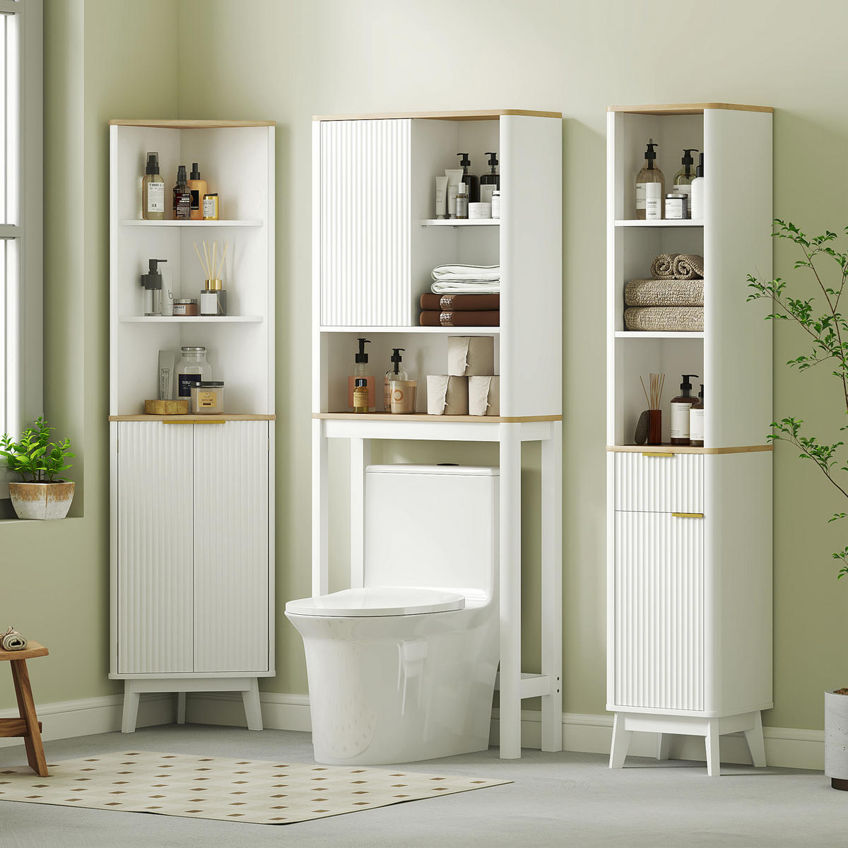 BADEZIMMERREGAL DE-15920 mit gerillter Tür Weiß - Weiß, Holzwerkstoff (25/170/65cm) - ComfortXL