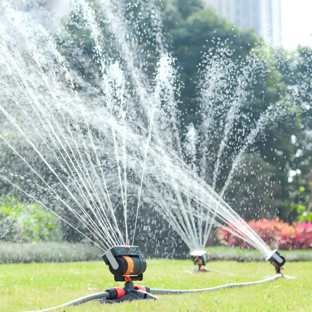 AUTOMATISCHER Schwenk-Gartensprinkler, Grau, 25 × 21 × 18 cm - Grau, Kunststoff (21/18/25cm) - Weltevree