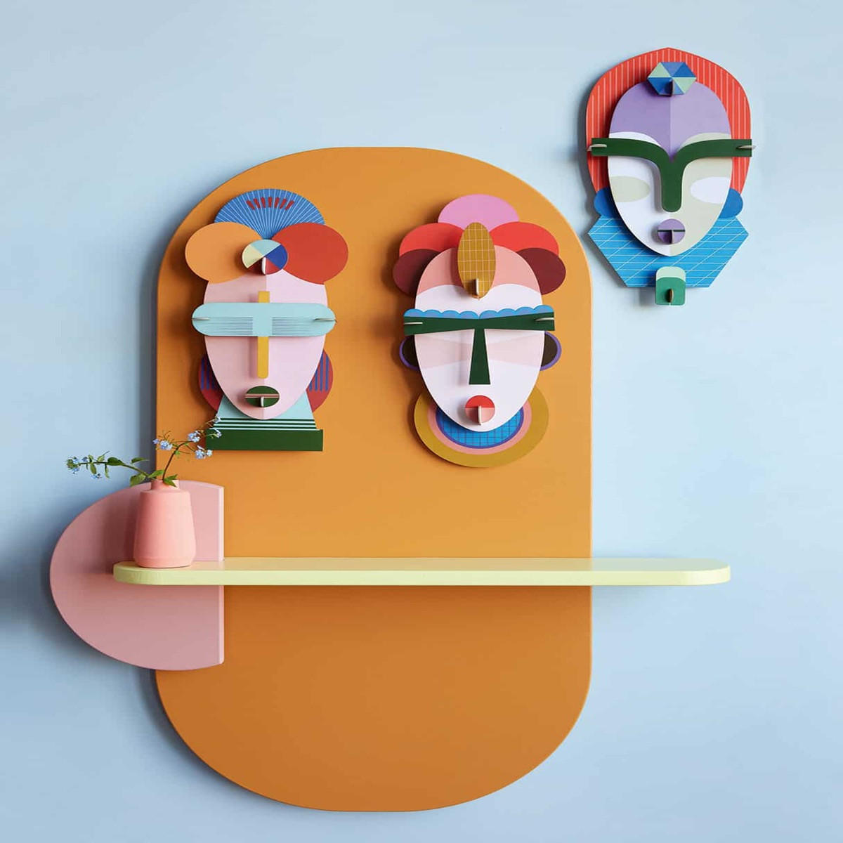 WANDDEKO Abstraktes Gesicht 5.6/36.6 cm - Multicolor, Wellpappe (5.6/36.6/18cm) - Studio Roof