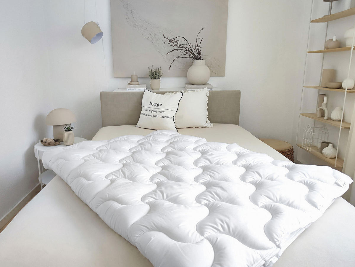 BETTDECKE, 100% Polyester - Weiß, Textil (135/200cm) - Zollner