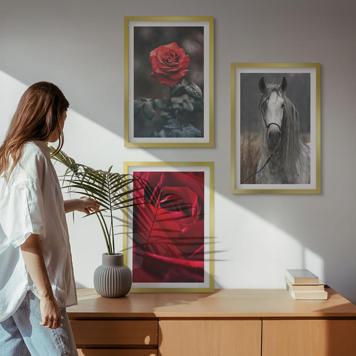 BILDER SET 3er Set - 40x60 cm Goldrahmen - Rote Rosen, Pferdegrau, Welt - Goldfarben, Kunststoff (40/60cm) - TULUP