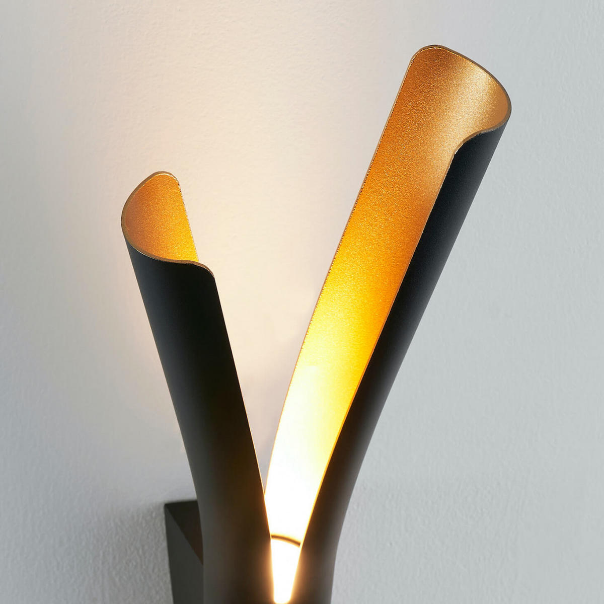 WANDLEUCHTE Nelia, Schwarz und gold, 42.5cm - Goldfarben, Metall (14.5/42.5/9cm) - KOSILUM