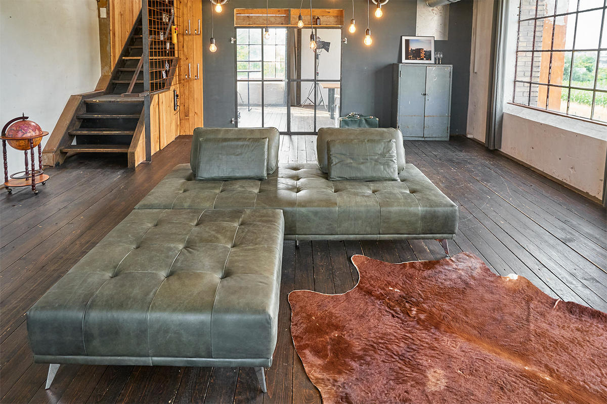 SOFA MIT HOCKER WIOLO Grün Leder - Silberfarben/Grün, Leder (220/83/240cm) - KAWOLA