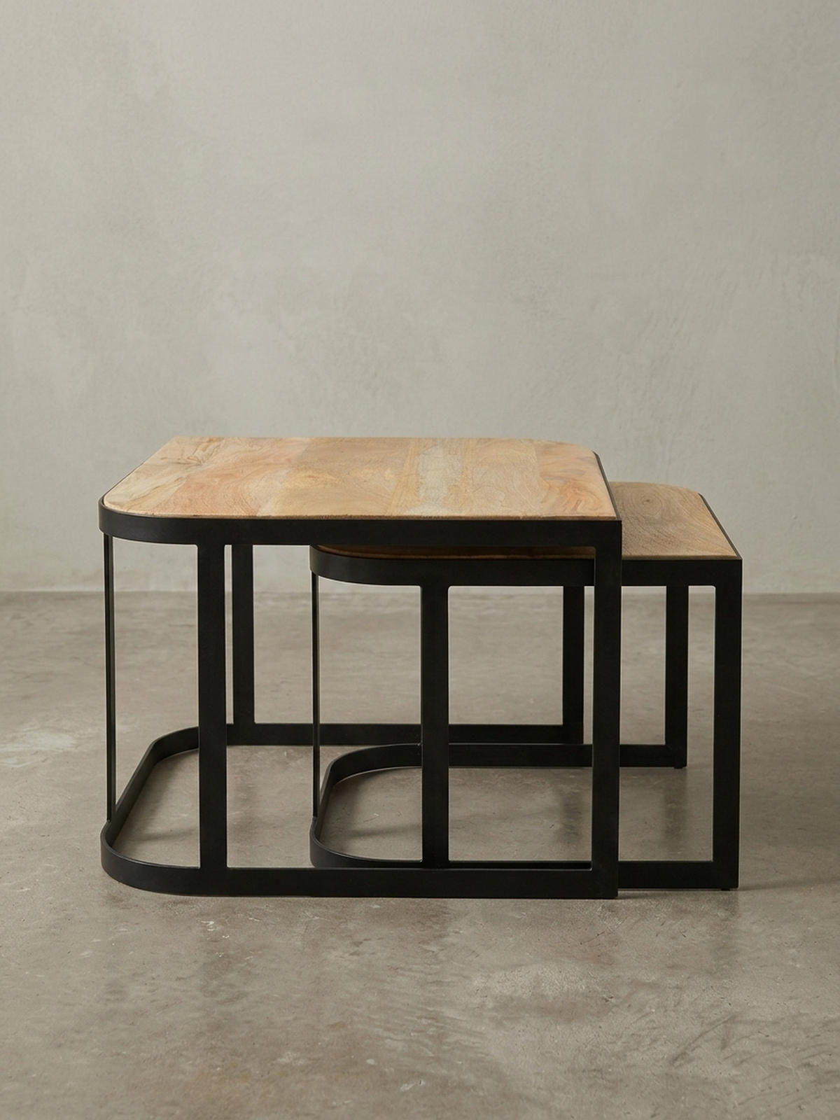 BEISTELLTISCH 2er Set Mango Massivholz Eisen Abgerundete Ecken TIMAVO, Braun 60x60x40 cm - Schwarz/Braun, Holz/Metall (60/60/40cm) - KADIMA DESIGN