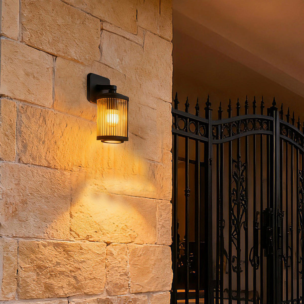 VELADA E27 Netzbetriebene Wandleuchte, 29 cm hoch - Schwarz, Metall (20/29/14cm) - Lumisky