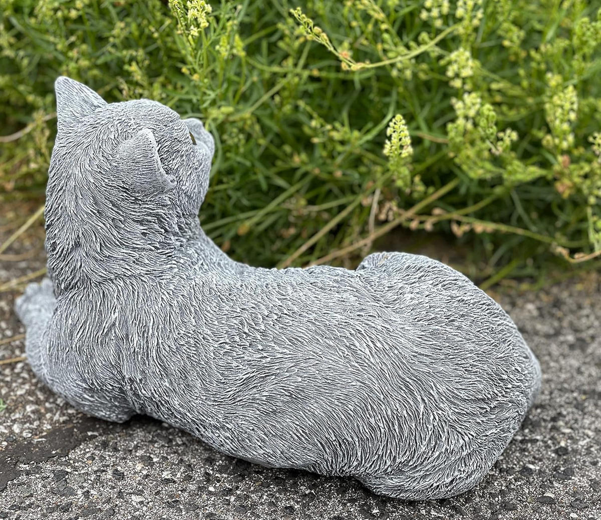 STEINFIGUR Katze Lotti liegend frostfest Steinguss - Grau, Stein (34/18/18cm) - stoneandstyle