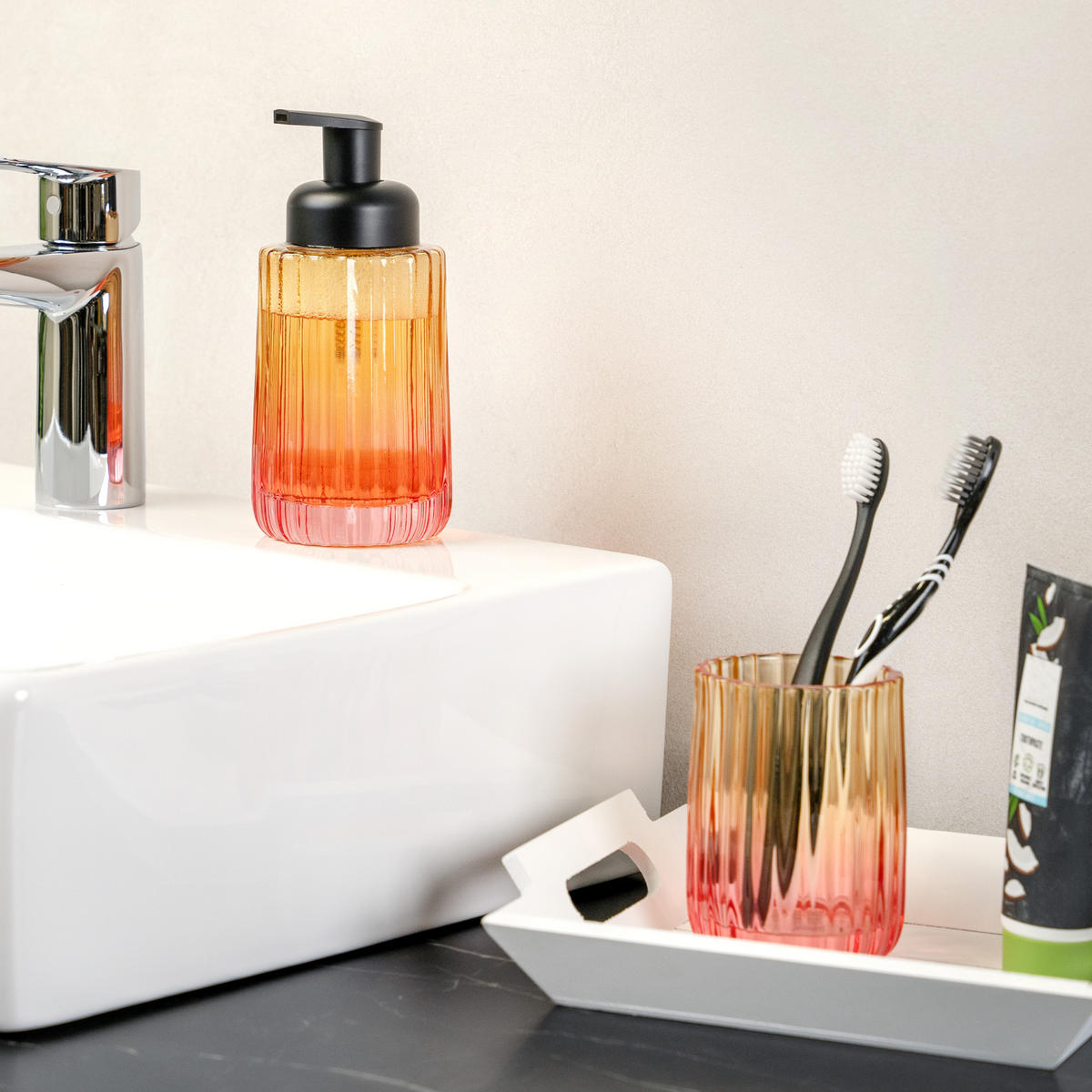 SEIFENSPENDER, orange - Multicolor, Glas (7.5/17/7.5cm) - bremermann