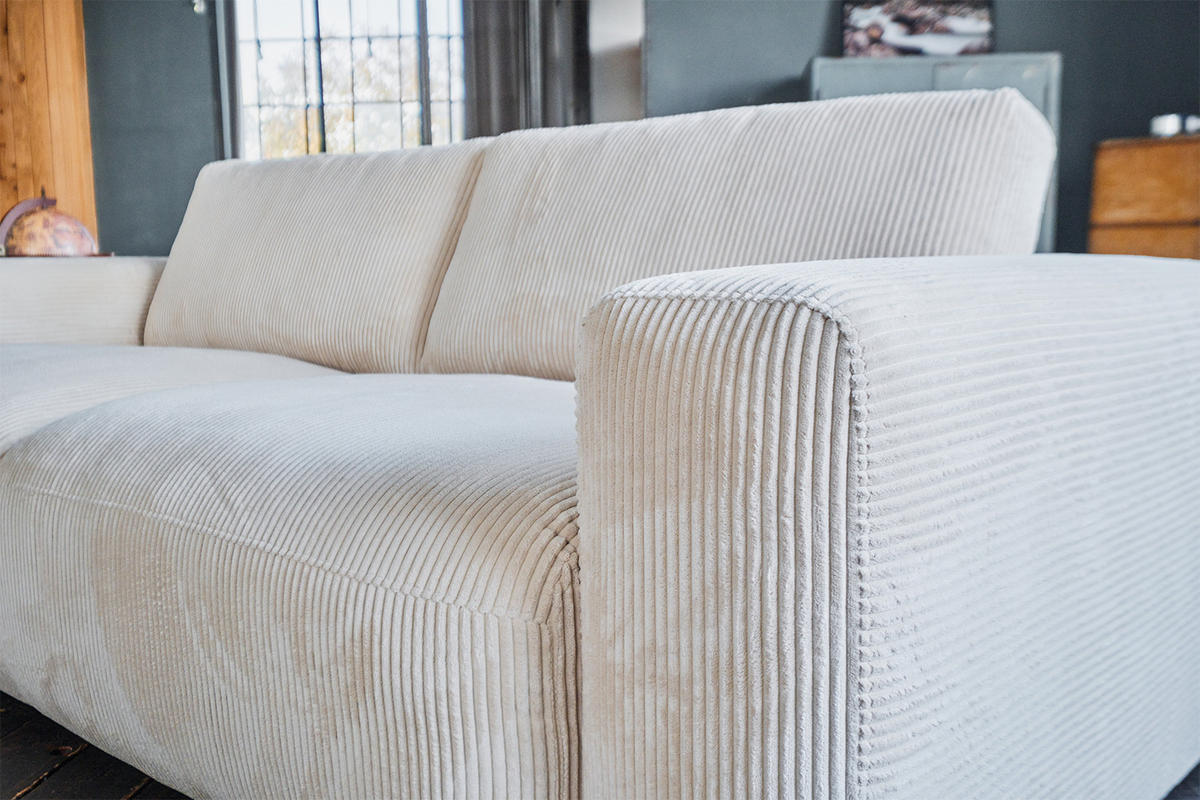 SOFA BODHI Cremeweiß Cord - Creme/Schwarz, Kunststoff/Textil (242/80/110cm) - KAWOLA