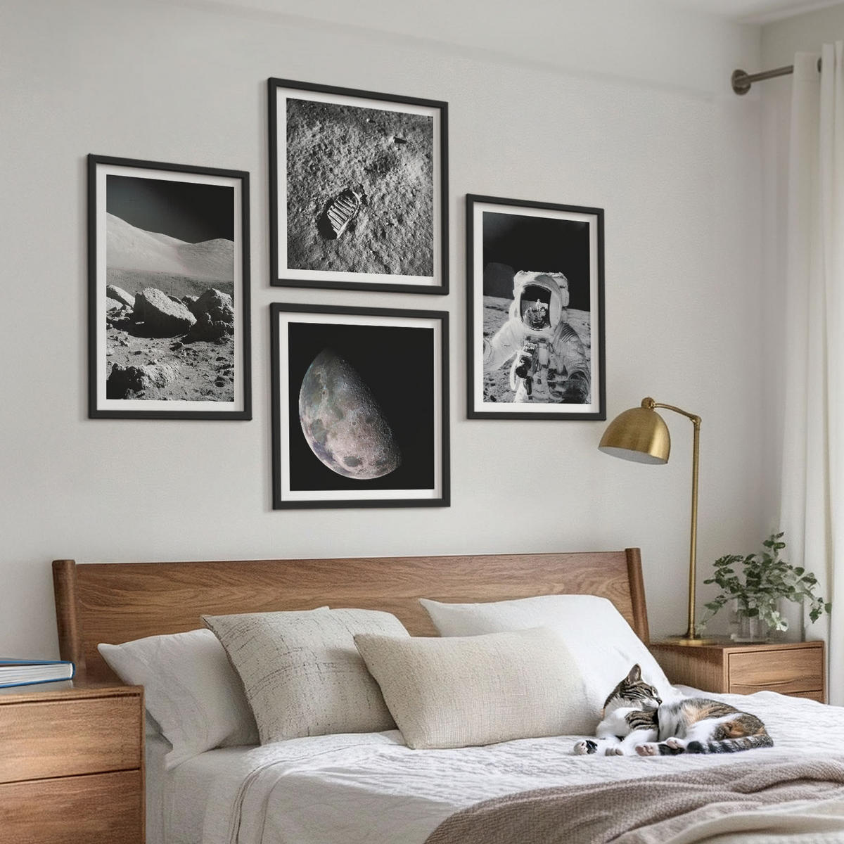 BILDER SET 4er Set - 50x50 cm & 40x60 cm Schwarzer Rahmen - Fußabdruck eines Astronauten auf dem Mond - Schwarz, Kunststoff (50/50cm) - TULUP