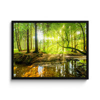 POSTER MIT RAHMENGERAHMTES BILD Wald - Landschaft - Wasser - Bäume - Sonne - Grün - Natur 80x60 cm - Grün, Papier (80/60cm) - MuchoWow