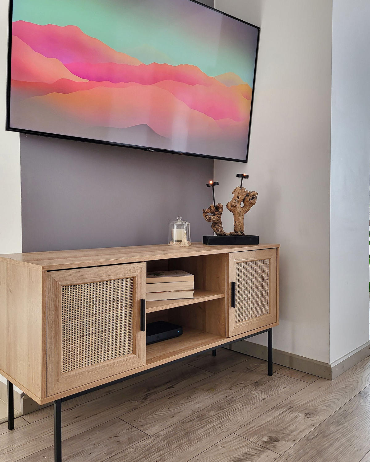 TV ORMARIĆ svijetlosmeđi, crni PASCO 39/120/63 cm - svijetlo smeđa, drvni materijal (120/63/39cm) - Beliani