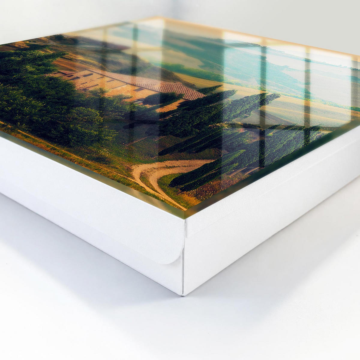SCHLÜSSELBOX Weiß 30x30 cm – Türöffnung nach rechts - Toskana-Landschaft - Grün, Metall (30/30/5cm) - TULUP
