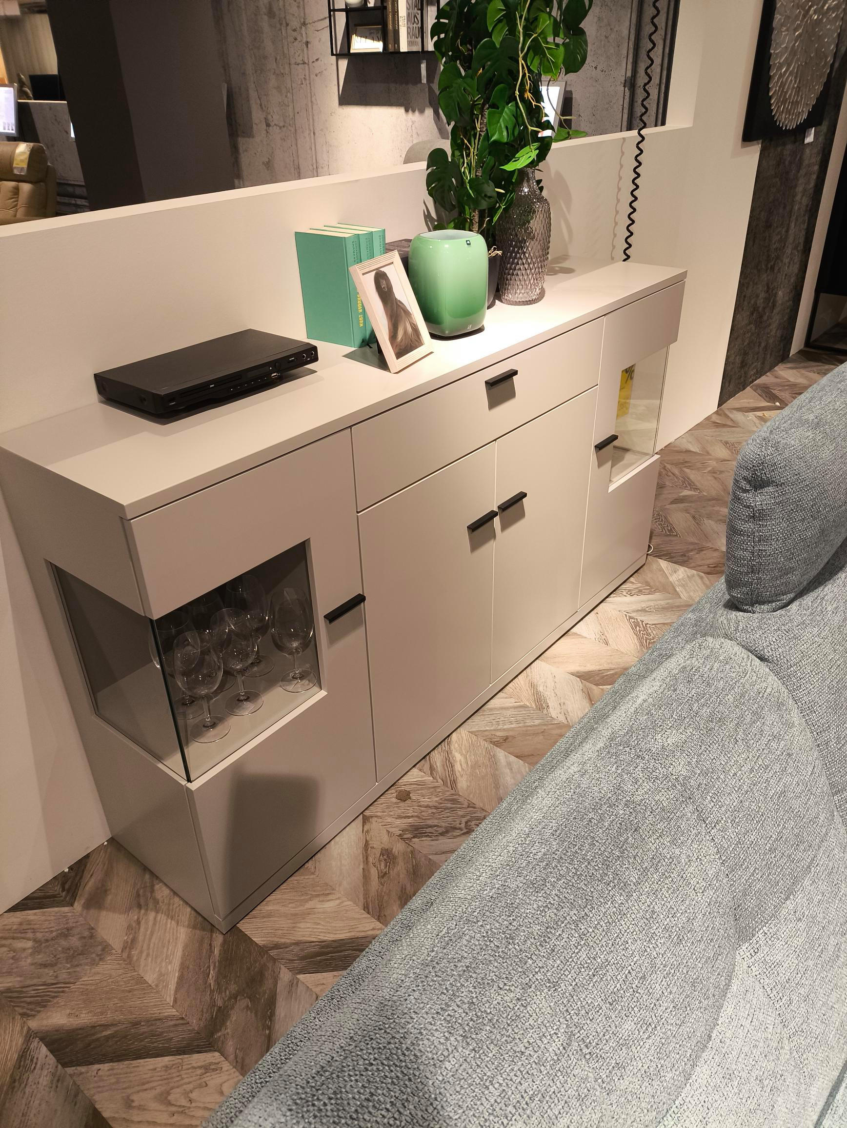 Sideboard IMAGO - Invivus