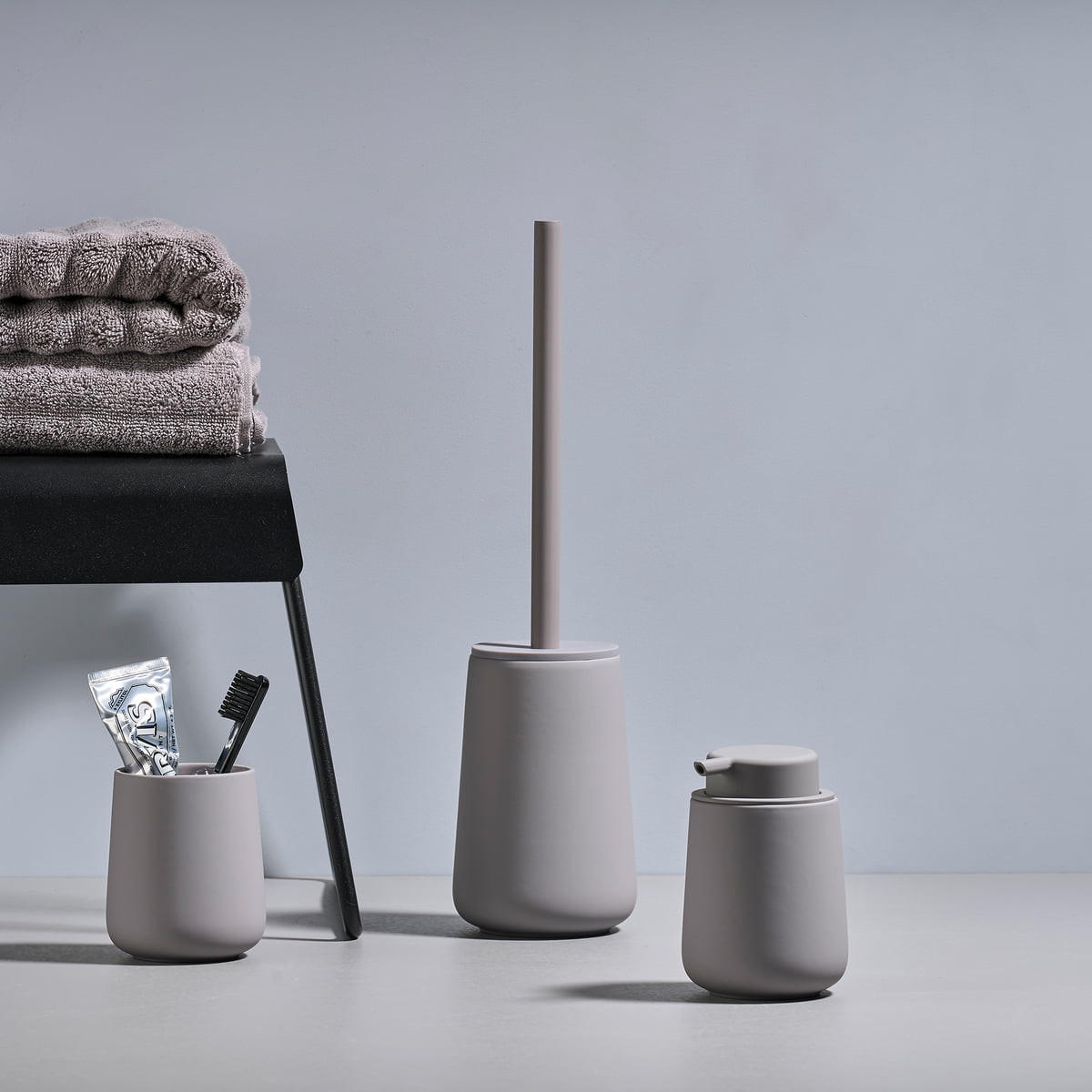 TOILETTENBÜRSTE Nova in Grau 10,3/37 cm - Grau, Keramik (10.3/37/10.3cm) - Zone Denmark