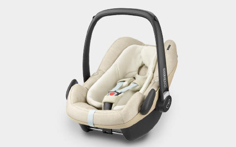 Babyschale cremefarben
