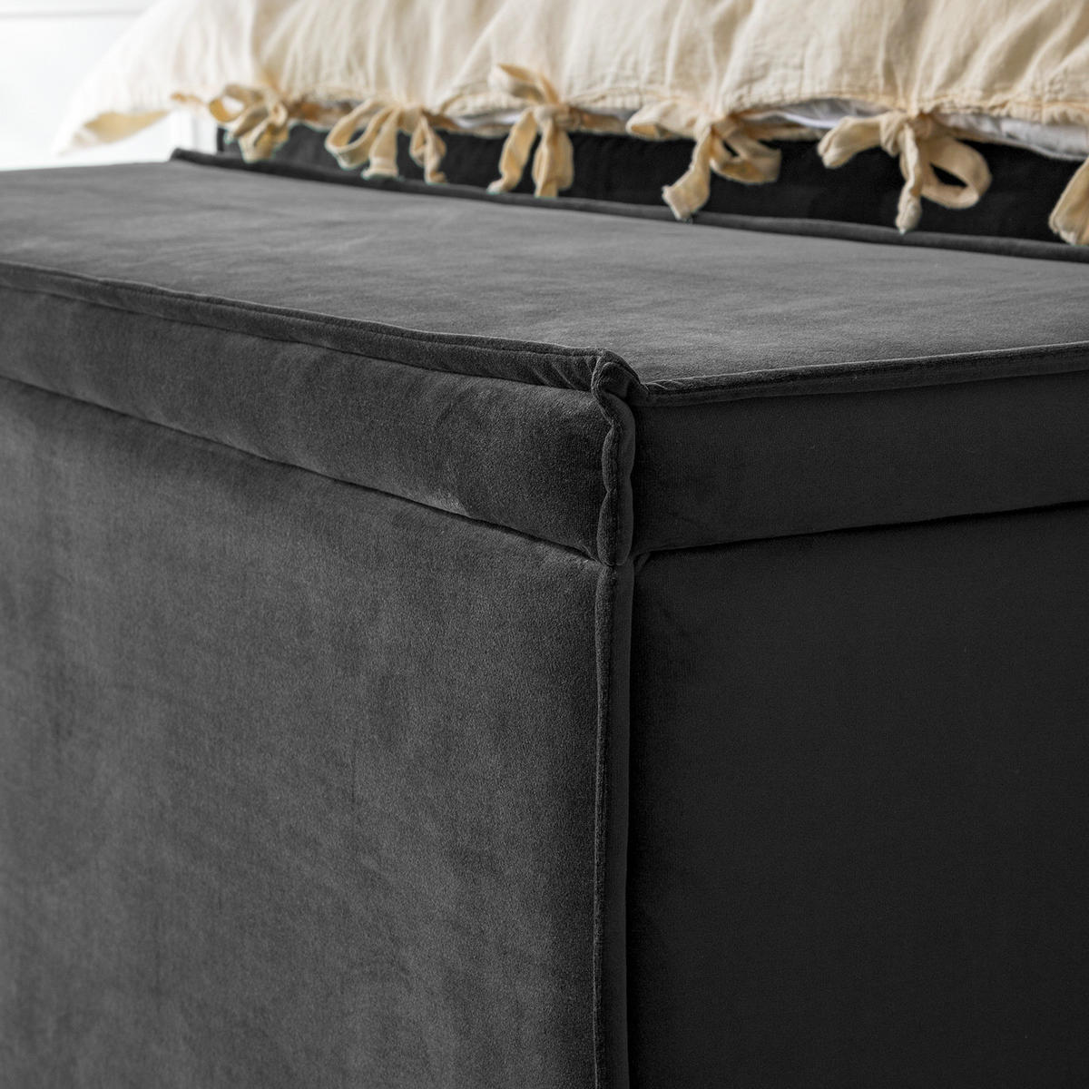 BETTTRUHE - Samt - Grau, Kunststoff/Textil (140/51/40cm) - home24