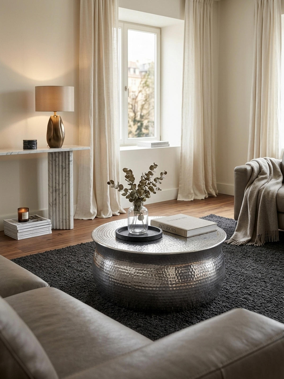 COUCHTISCH Orient Handgefertigt Hammerschlag-Aluminium Großzügige Ablagefläche, Silber 75x75x31 cm - Silberfarben, Metall (75/75/31cm) - KADIMA DESIGN