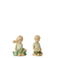 FIGUR KINDER JUNGE/SITZENDES MÄDCHEN (2ER SET) - Grün, Glas/Naturmaterialien (9/15/9cm) - J-Line