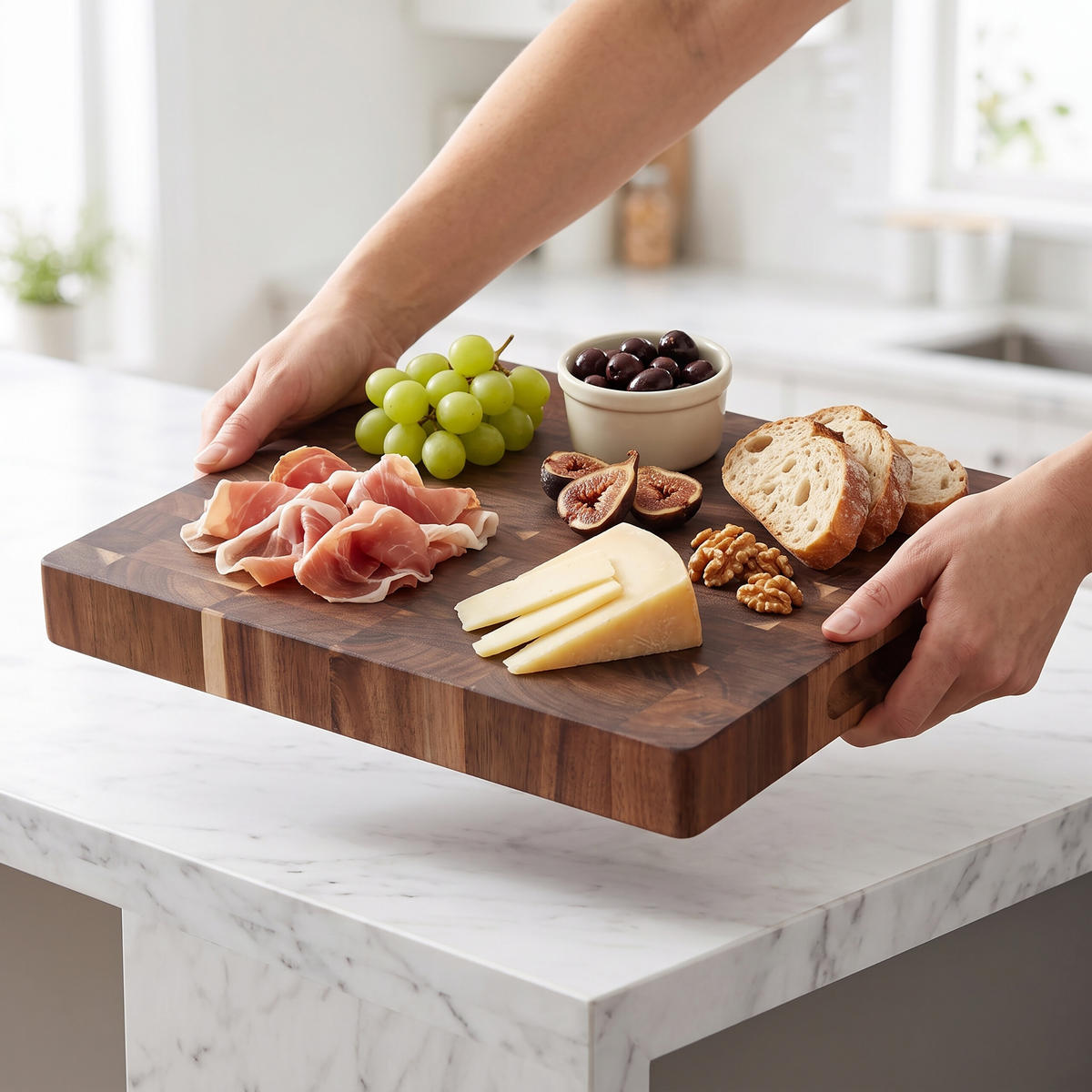 SCHNEIDEBRETT Braun Akazienholz beidseitig Saftrille 40x32 cm - Braun, Holz (40/32cm) - Relaxdays