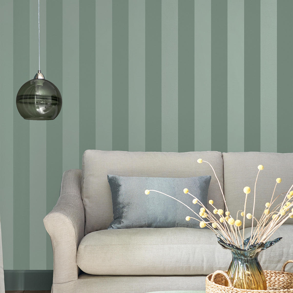 VLIESTAPETE Lille Pearlescent Stripe | Grün | Streifen | 10mx52cm - Grün, Papier/Kunststoff (52/1000cm) - Graham & Brown
