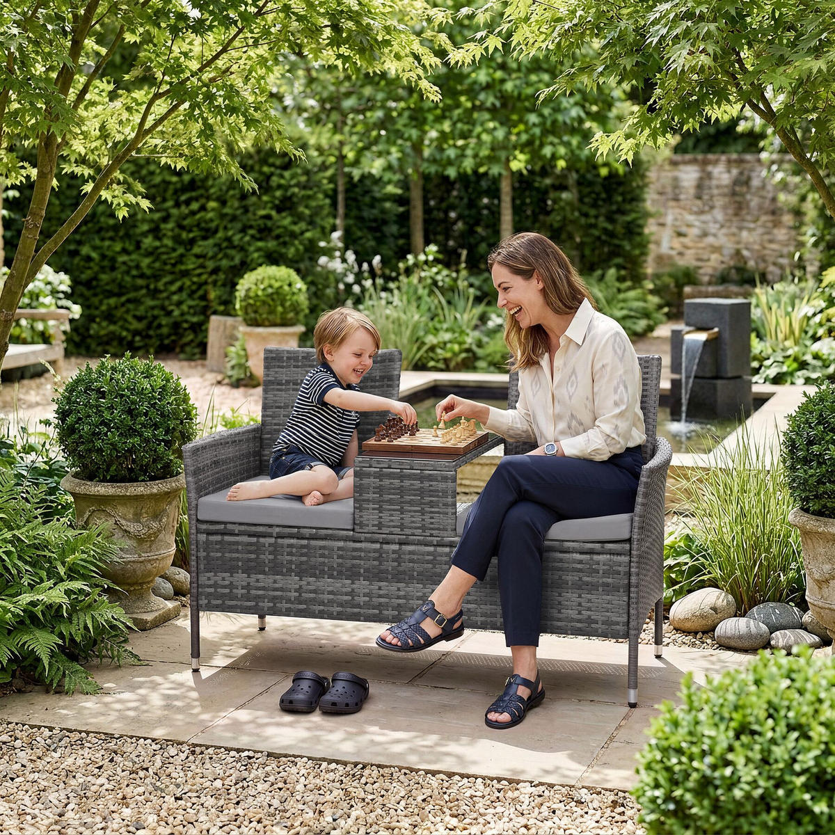 RATTAN GARTENSITZBANK Narbonne, 6 cm Sitzpolster, grau/hellgrau - Grau, Kunststoff (61/82/131cm) - tectake