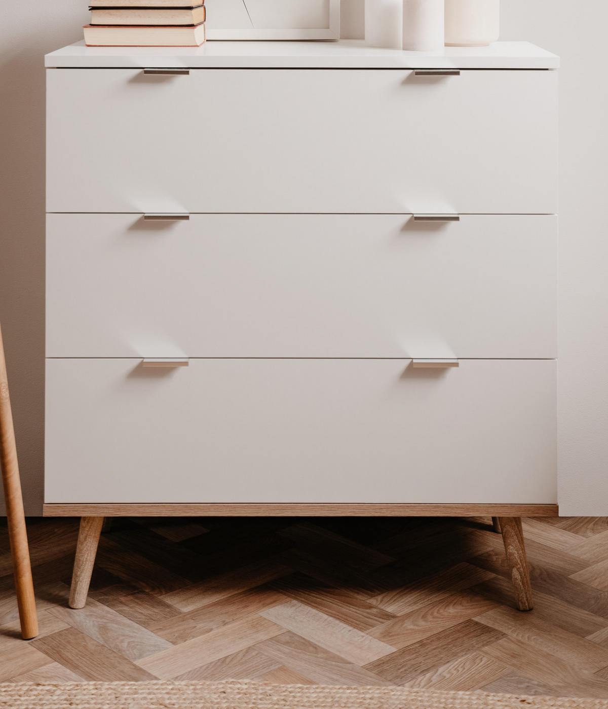 SCHUBKASTENKOMMODE weiß matt, Eiche Sonoma massiv 80 cm, Kommode skandinavisch - Chromfarben/Eichefarben, Holz/Holzwerkstoff (80/86.5/40cm) - Furn.Design