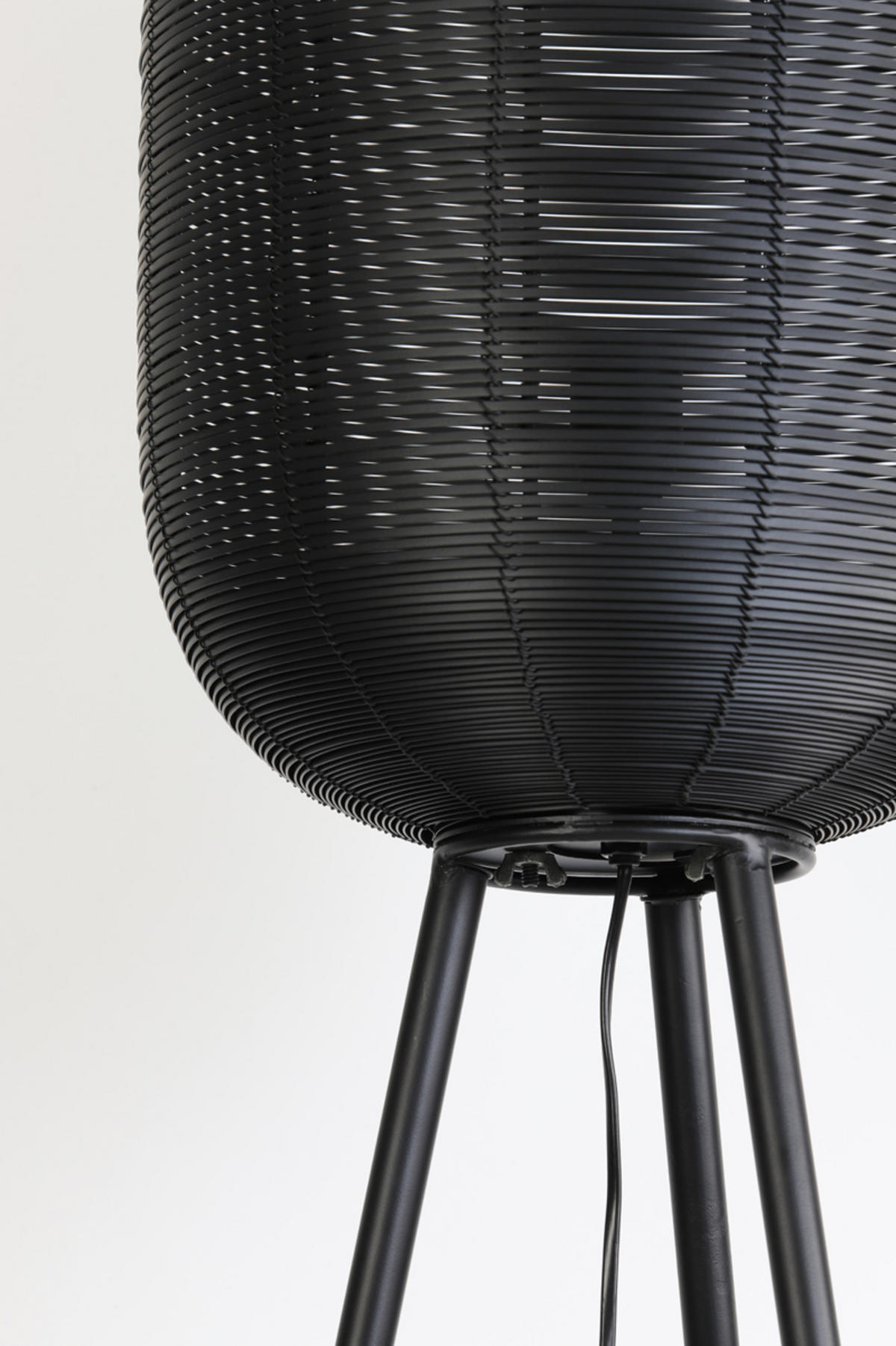 STEHLEUCHTE Tomek Schwarz Ø35/136 cm - Schwarz, Metall (35/35/136cm) - Light & Living