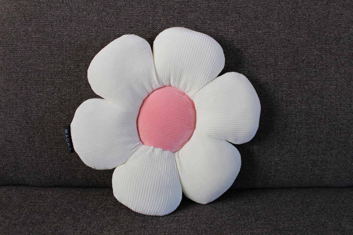 FORMKISSEN klein Blume MINNIE - Creme, Textil (30cm) - Magma Heimtexx