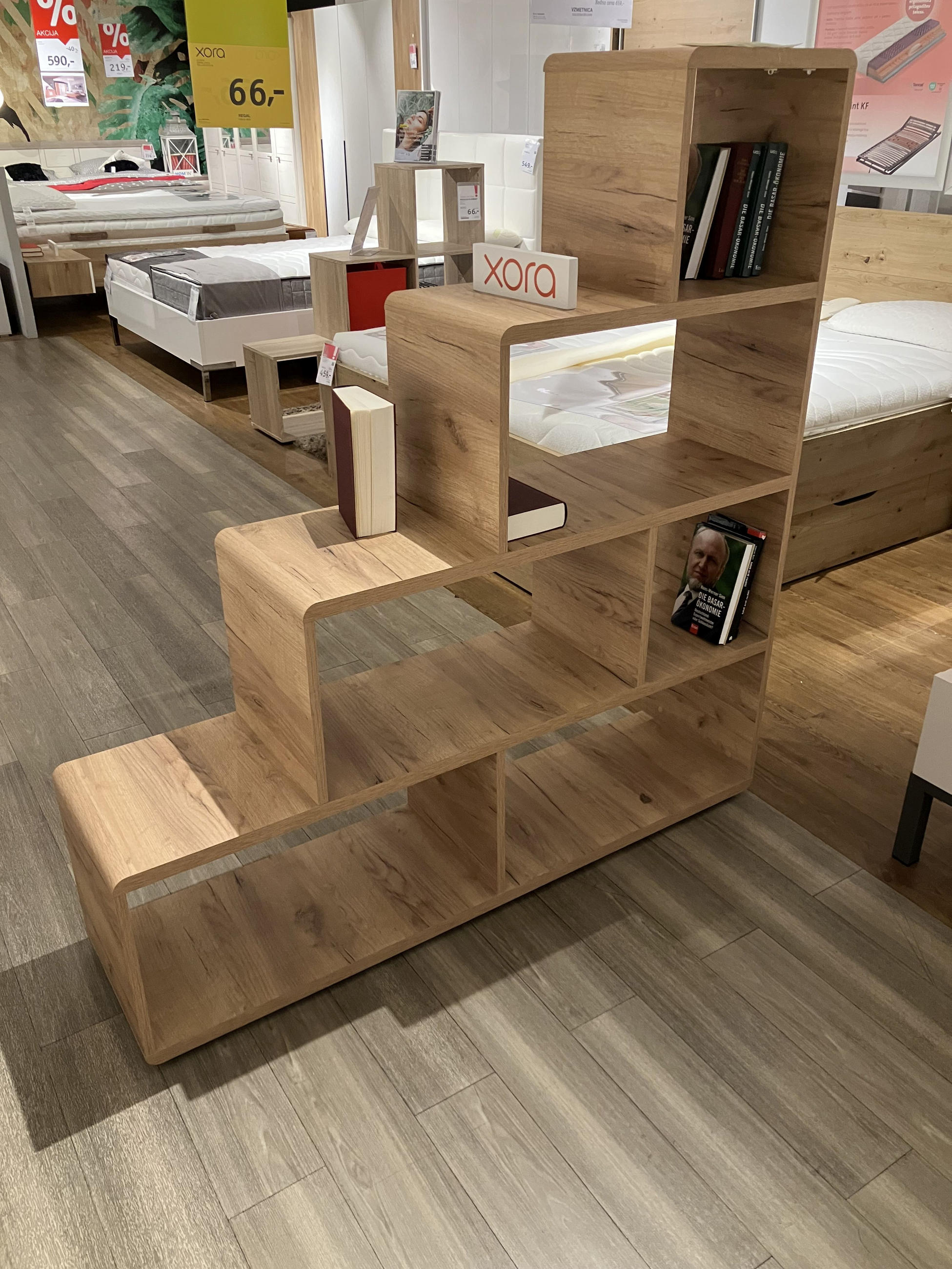 REGAL FONTANA - Xora