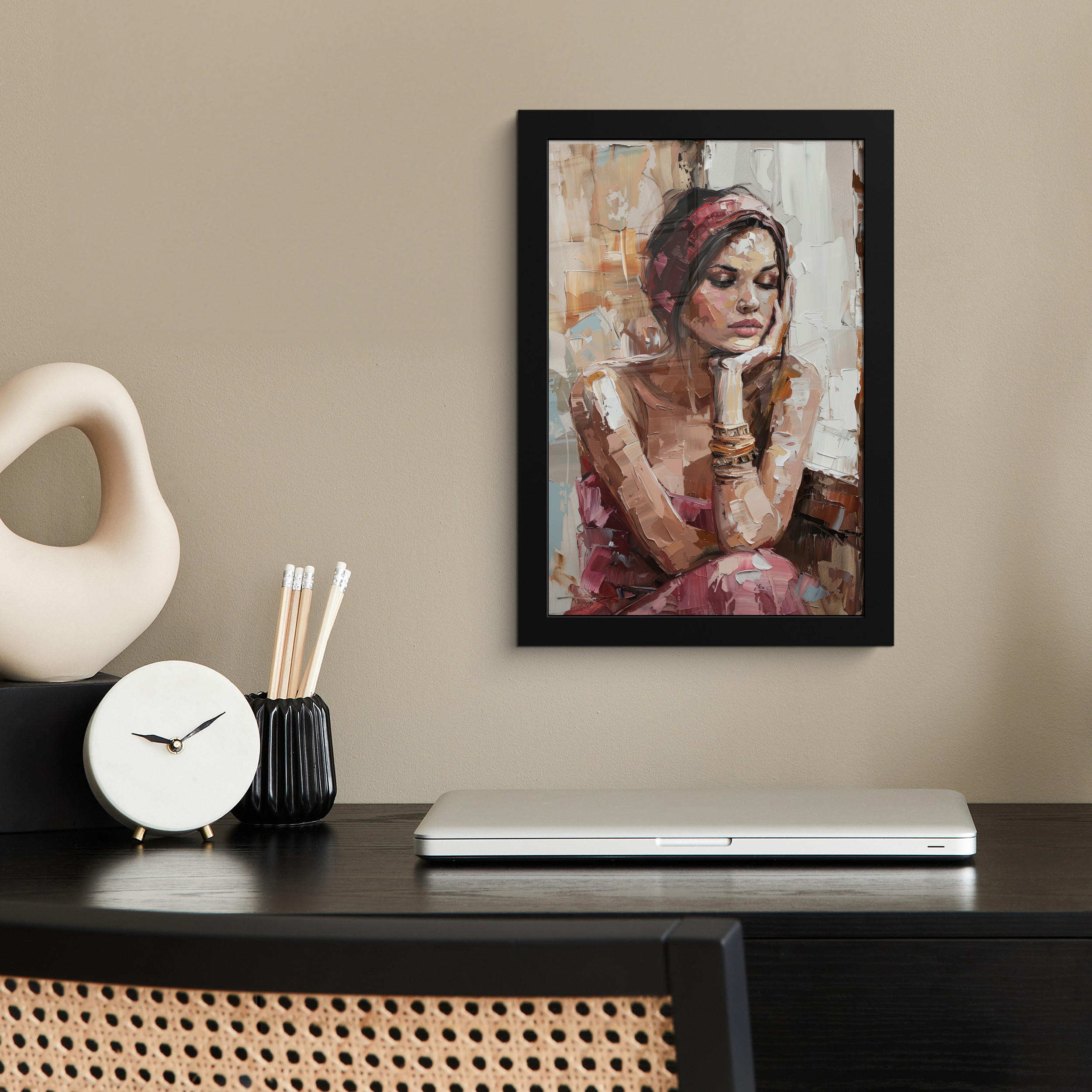 GERAHMTES BILD Frau - Lackierung - Porträt - Modern 20x30 cm - Altrosa, Papier (20/30cm) - MuchoWow