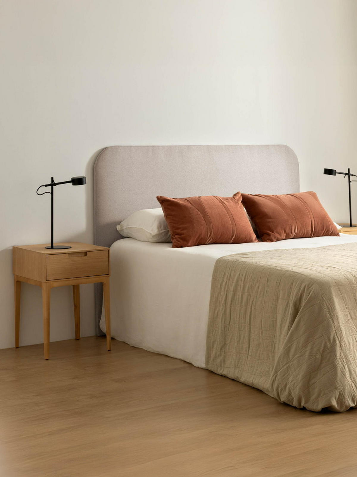 KOPFTEIL Coline Grau 165 cm x 118 cm - Grau, Textil (165/118/3cm) - Kenay Home