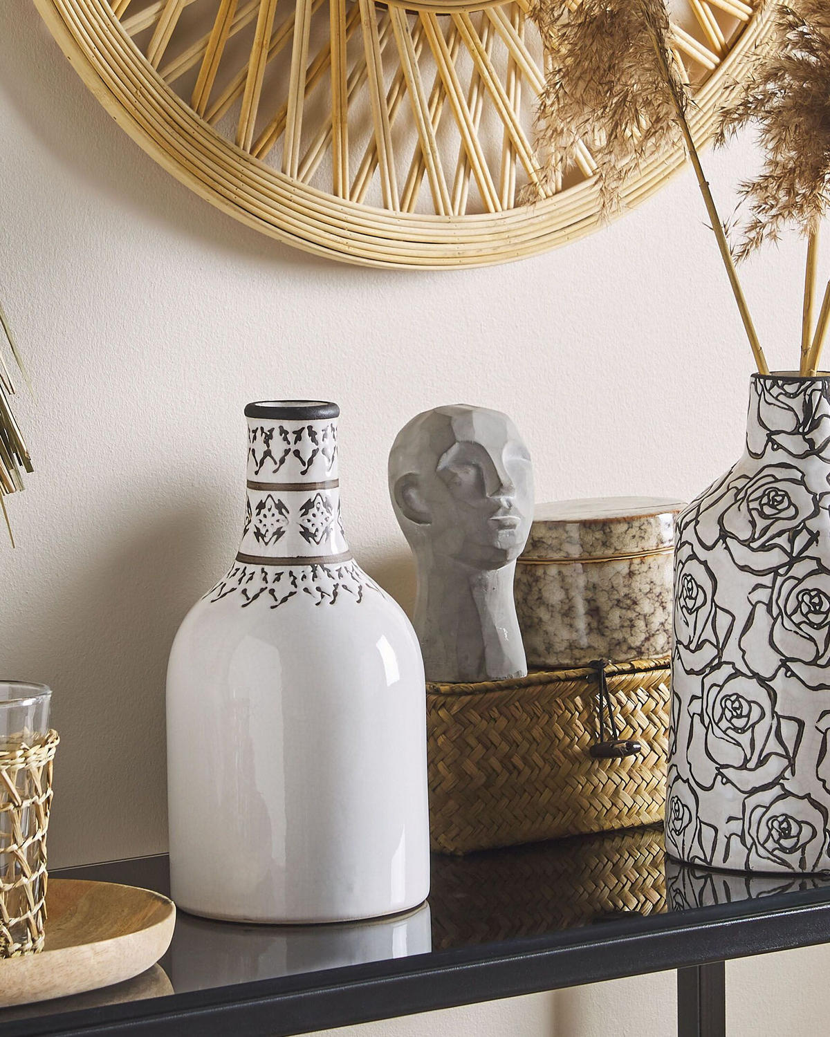 BLUMENVASE Steinzeug weiß Ankon - Weiß, Stein (25cm) - Beliani