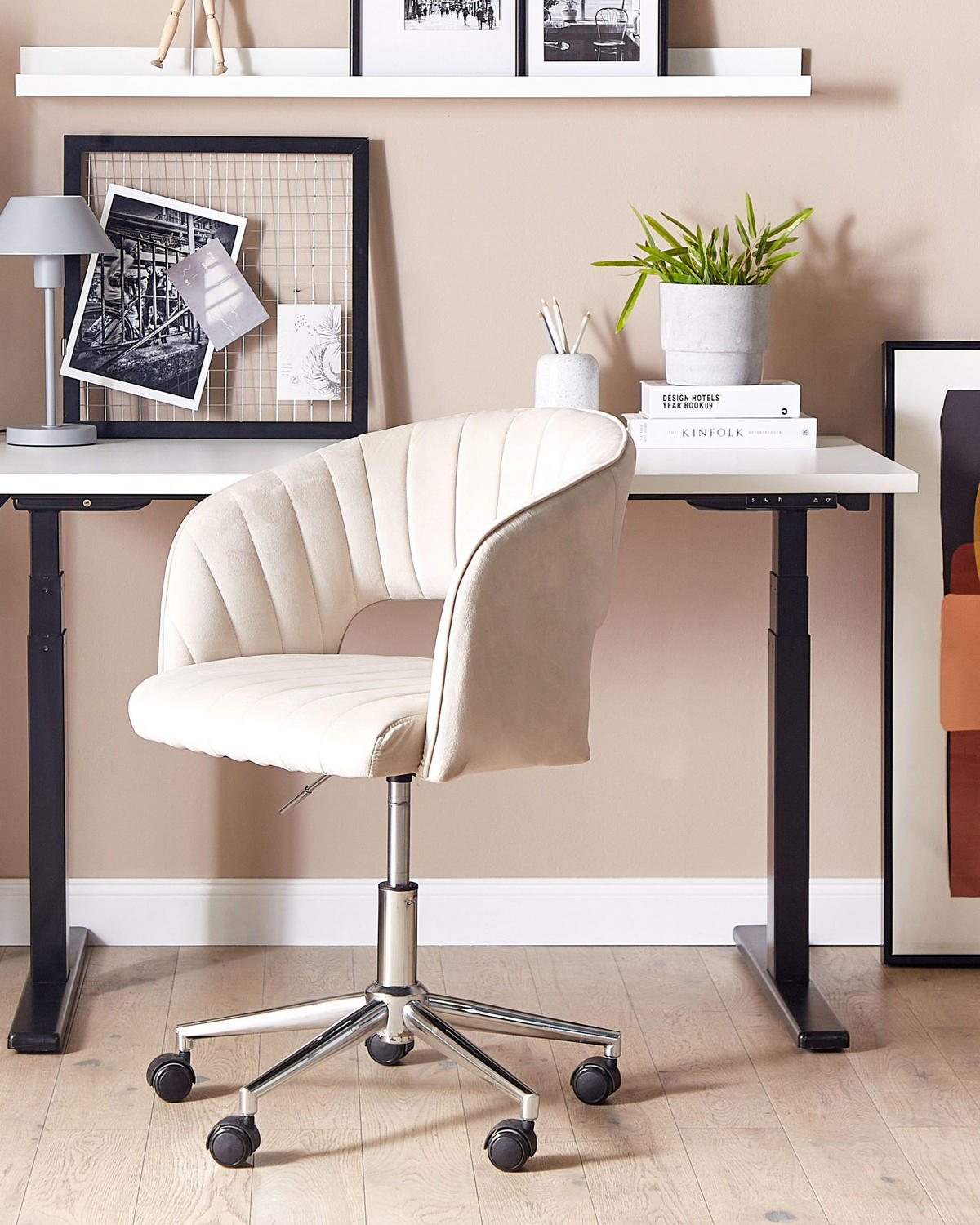 BÜROSTUHL Samtstoff Helles Beige Katonah - Beige/Silberfarben, Textil (57/78/57cm) - Beliani