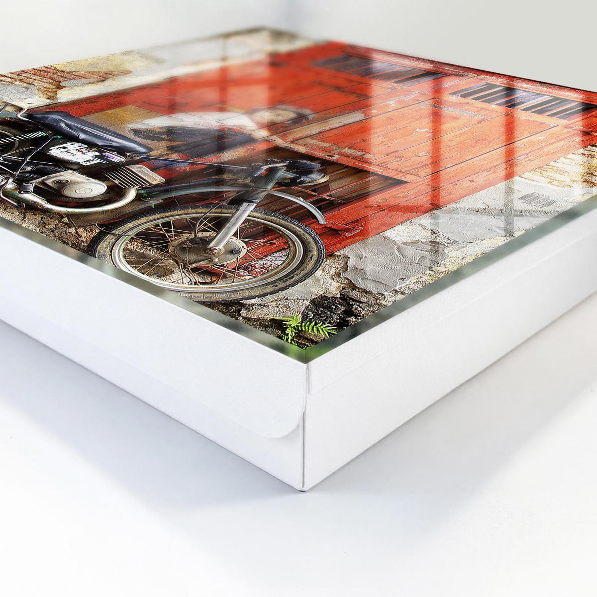SCHLÜSSELBOX Weiß 30x30 cm – Türöffnung nach rechts - Straßenkunst - Rot, Metall (30/30/5cm) - TULUP