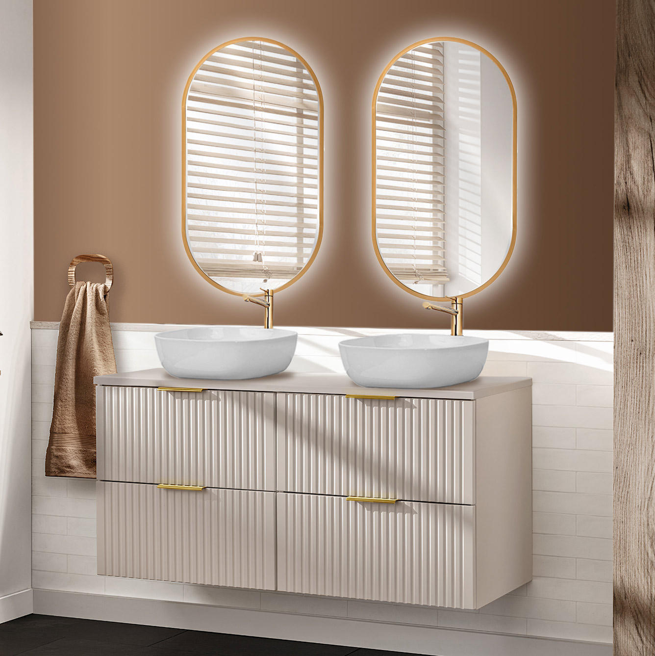 Lomado Badmöbel-Set Beige 121x200x47 cm